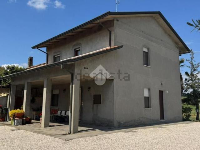 Casa in vendita a Unione dei comuni Valle del Savio, Cesenà