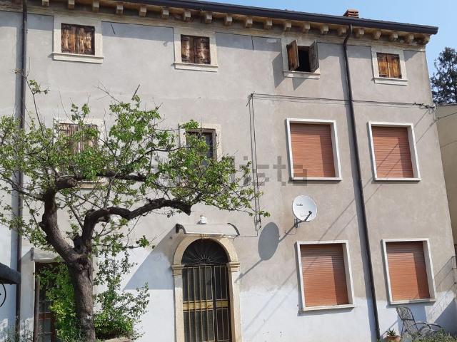 Casa in vendita a Illasi, Veneto