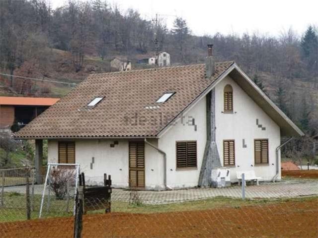 Casa in vendita a Millesimo, Liguria