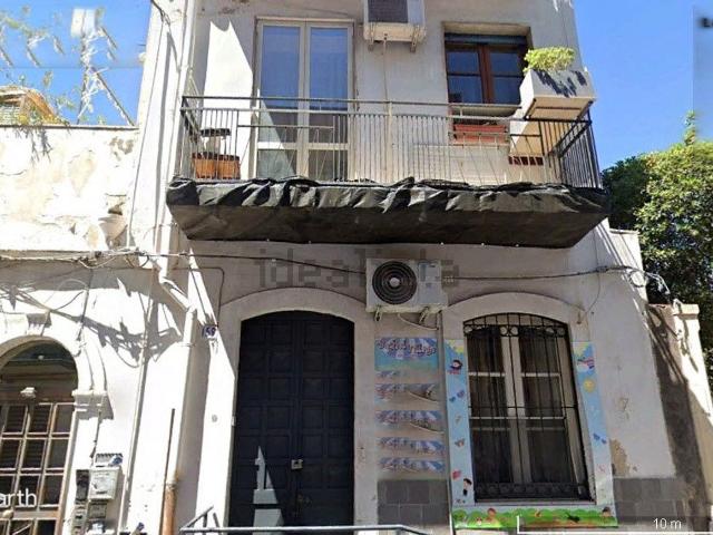 Casa in vendita a Picanello-Ognina-Barriera-Canalicchio, Catania