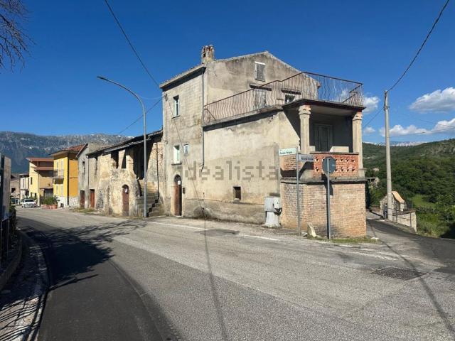 Casa in vendita a Prezza, Abruzzo