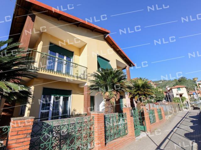 Casa in vendita a Verici inferiore, Casarza Ligure