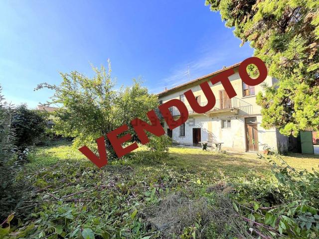 Casa in vendita a Inveruno, Lombardia