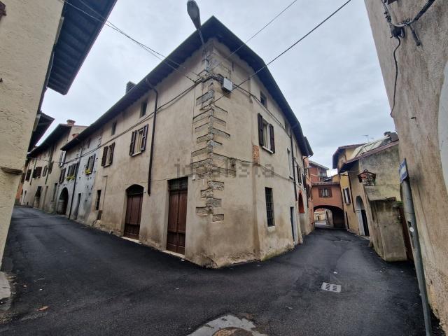 Casa in vendita a Comunità montana della Valle Sabbia, Gavardo