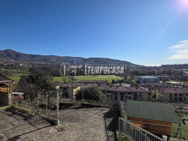 Casa in vendita a Sorisole, Lombardia