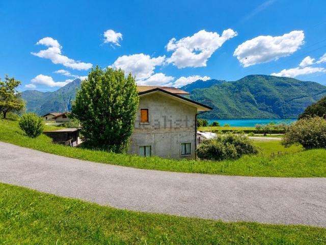 Casa in vendita a Comunità montana della Valle Sabbia, Bagolino