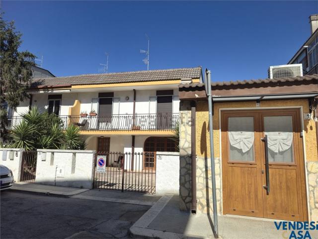 Casa in vendita a Puglia, Bari