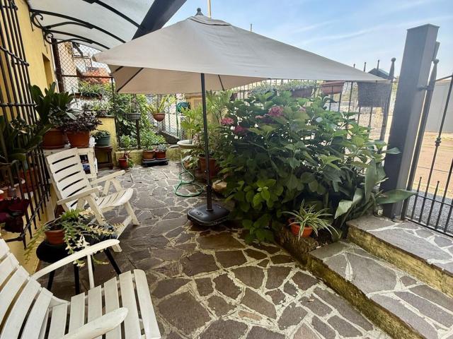 Casa in vendita a Castenedolo, Lombardia
