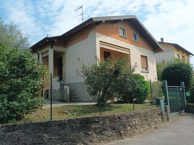 Casa in vendita a Cassini, Barasso