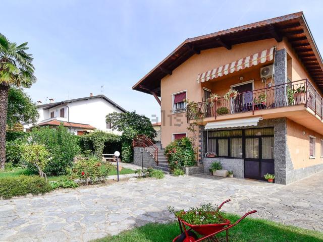Casa in vendita a Monello, Binago
