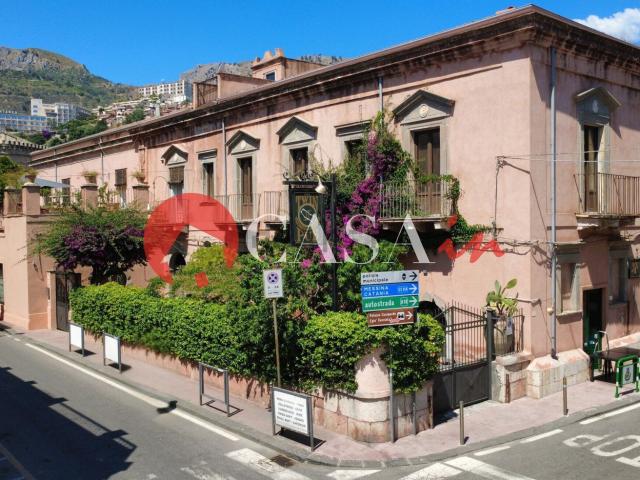 Casa in vendita a Letojanni, Sicilia