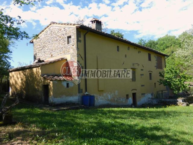 Casa in vendita a Vicchio, Toscana