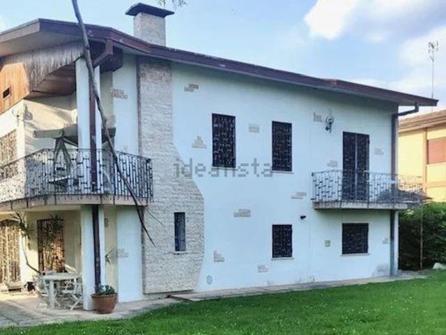 Casa in vendita a Santa Lucia Di Piave, Veneto