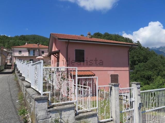 Casa in vendita a Canale, Bagnone
