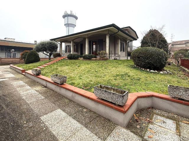Casa in vendita a Legnago, Veneto