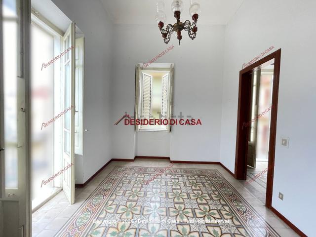 Casa in vendita a Acquedolci, Messina