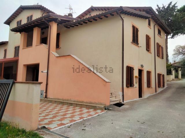 Casa in vendita a Nocera Umbra, Umbria