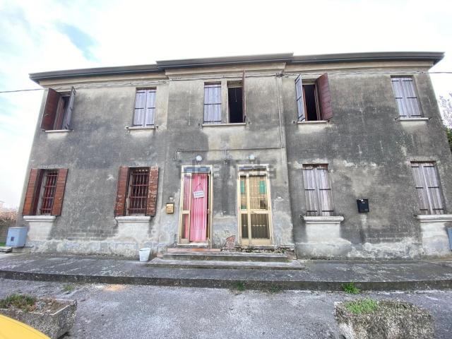 Casa in vendita a Adria, Veneto
