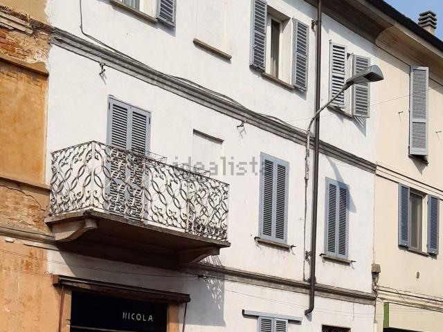 Casa in vendita a Sannazzaro De' Burgondi, Lombardia