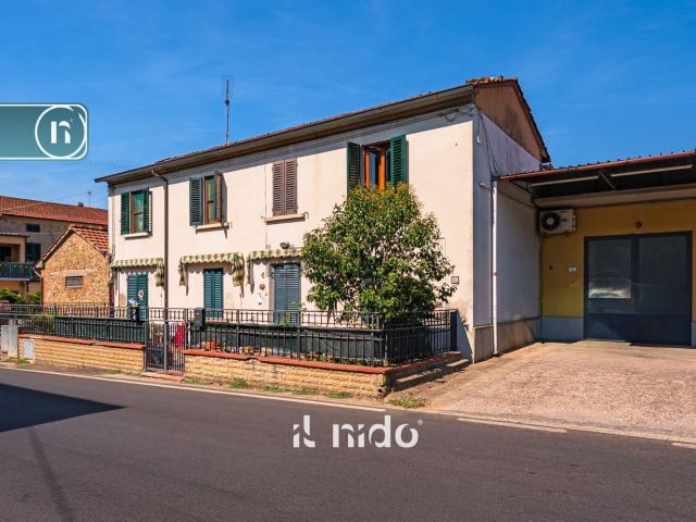 Casa in vendita a Larciano, Toscana