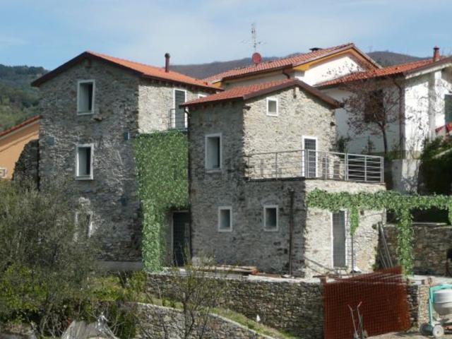 Casa in vendita a Bradia, Sarzana