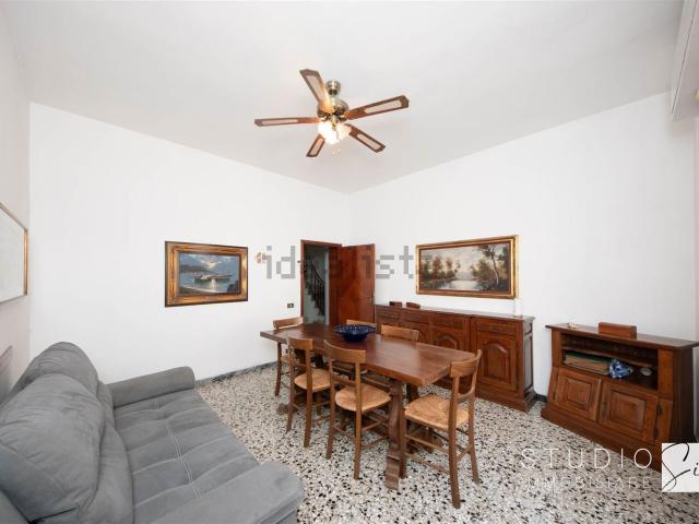 Casa in vendita a Montale Alto, Montale