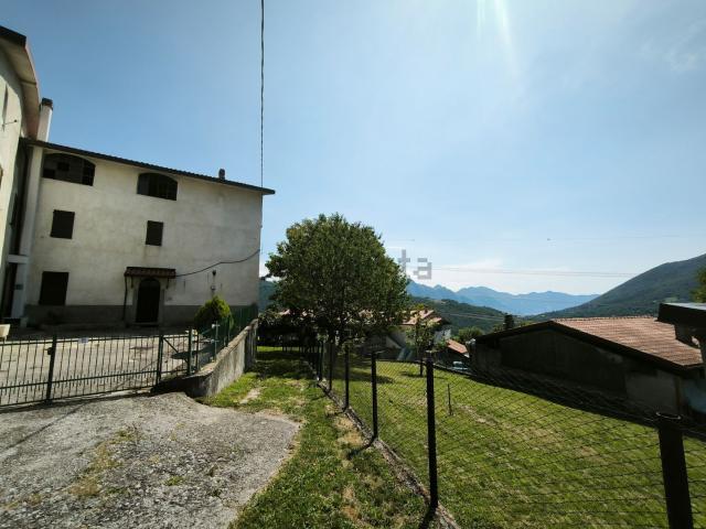 Casa in vendita a Endine Gaiano, Lombardia
