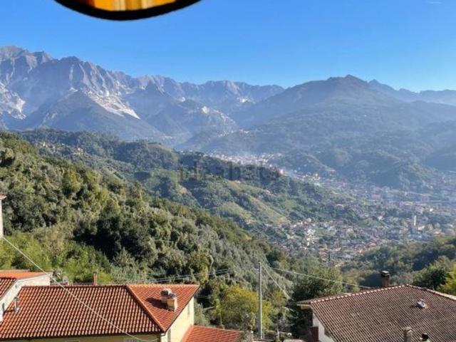 Casa in vendita a Carrara, Toscana