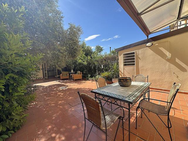 Casa in vendita a Prato, Toscana