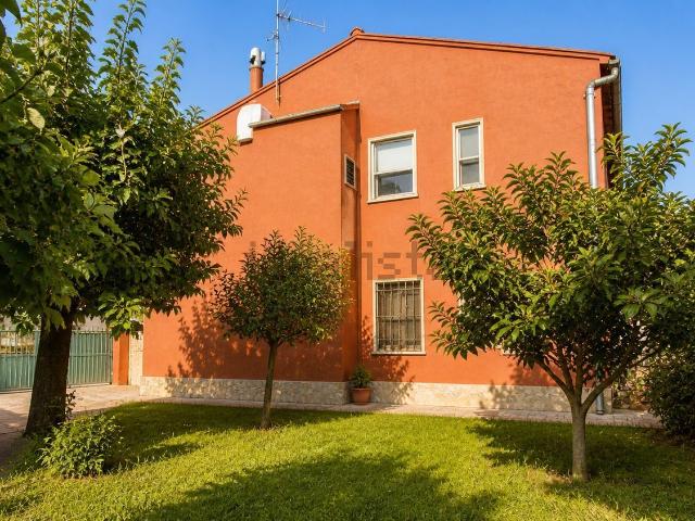 Casa in vendita a San Martino Ulmiano, San Giuliano Terme