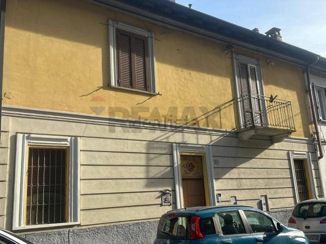 Casa in vendita a Oltresempione, Legnano