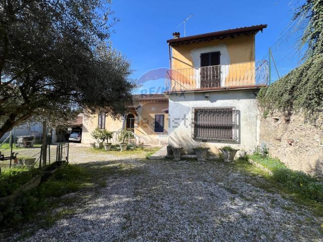 Casa in vendita a Castiglione Delle Stiviere, Lombardia