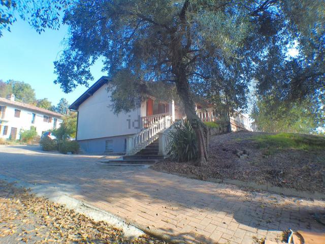 Casa in vendita a Castel San Pietro, Camino