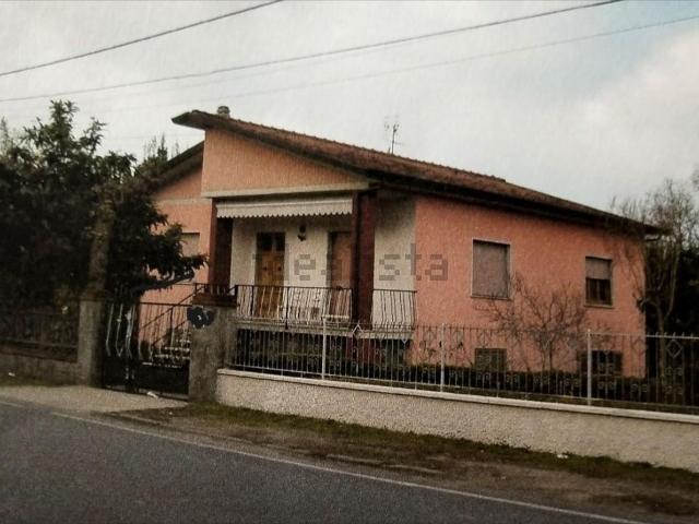 Casa in vendita a Ronchi, Marina Di Massa