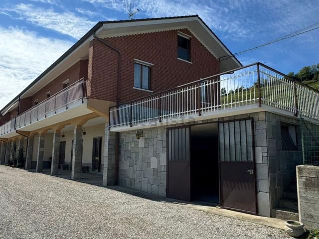 Casa in vendita a Barolo, Cuneo