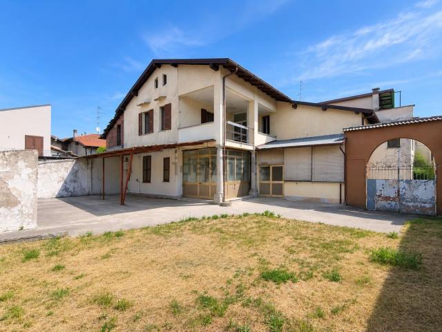 Casa in vendita a Gornate Olona, Lombardia