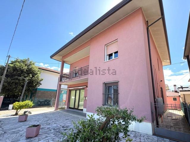 Casa in vendita a Gambettola, Reggio Emilia