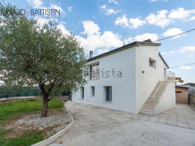 Casa in vendita a Lerino, Torri Di Quartesolo