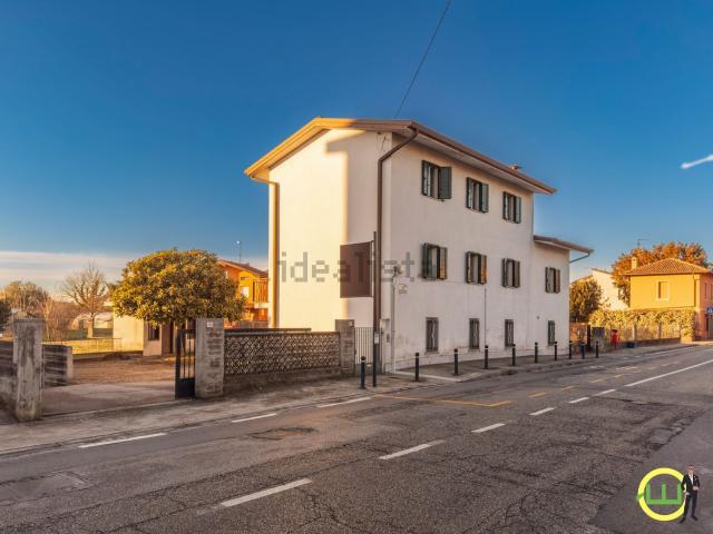 Casa in vendita a Sant'Osvaldo, Reana Del Roiale