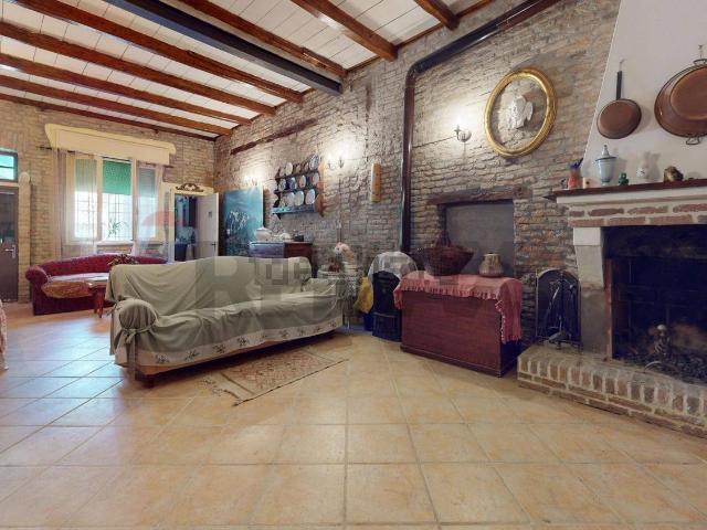Casa in vendita a Unione Terre e Fiumi, Copparo