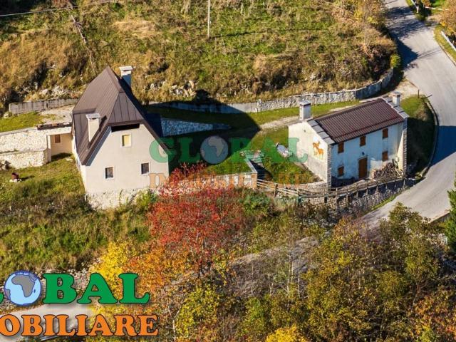 Casa in vendita a Enego, Veneto