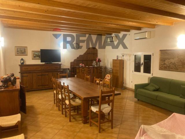 Casa in vendita a Buttapietra, Veneto