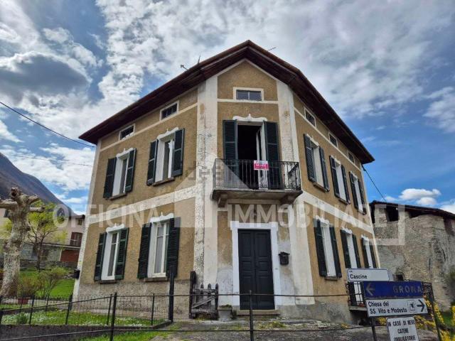 Casa in vendita a Grandola Ed Uniti, Lombardia
