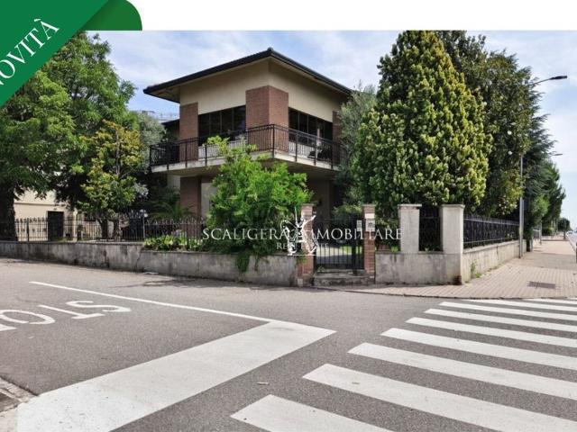 Casa in vendita a Caldiero, Veneto