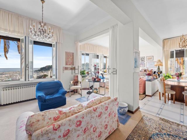 Casa in vendita a Varazze, Liguria