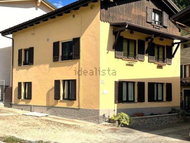 Casa in vendita a Sazzo, Ponte In Valtellina