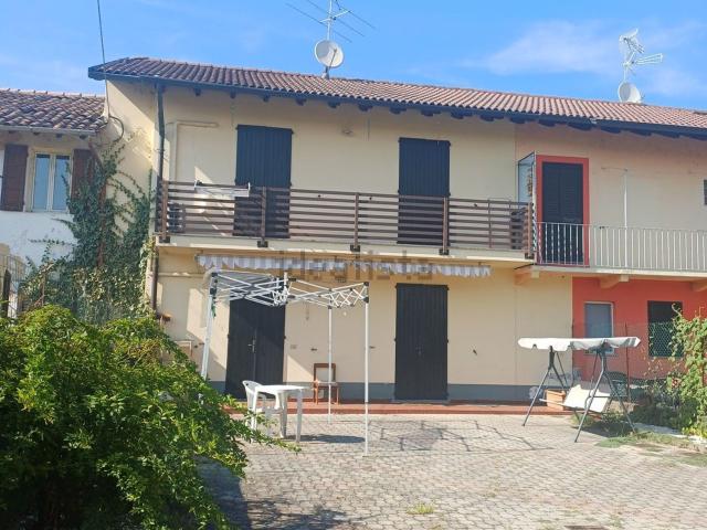 Casa in vendita a Piemonte, Novara