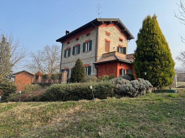 Casa in vendita a Tresinaro - Secchia, Re