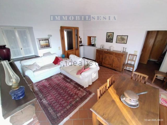 Casa in vendita a Valdilana, Piemonte