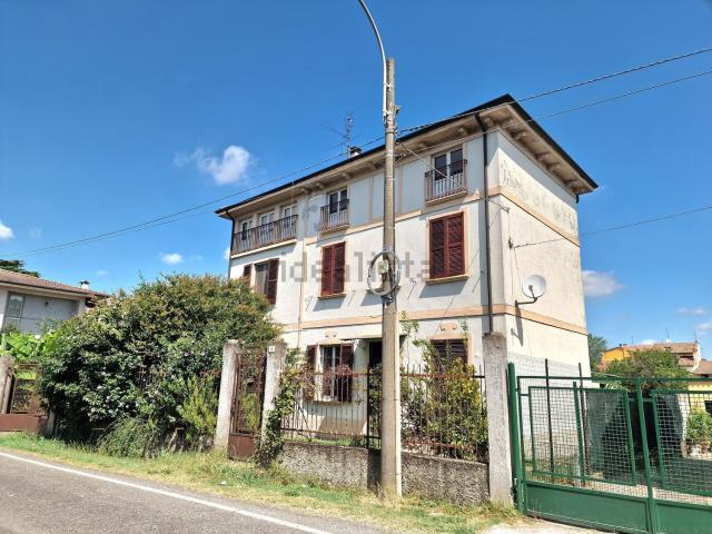 Casa in vendita a Spessa, Lombardia